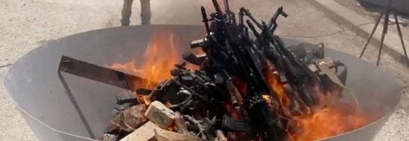 Simboli e lascito: le armi bruciate del Pkk