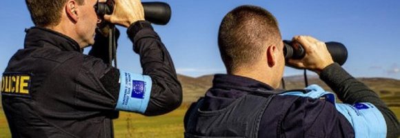 Abolire Frontex per garantire i diritti umani