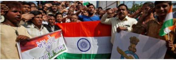 Crisi indo-pakistana: Khan, mano tesa a Modi