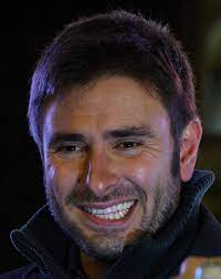 Di Battista, l'uomo che non deve chiedere mai