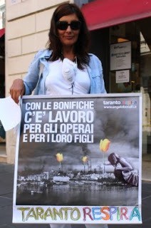 Operaio Ilva travolto da locomotore, muore un 29enne