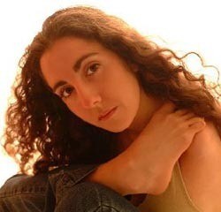 Simona Atzori: "Cosa ti manca per essere felice?"