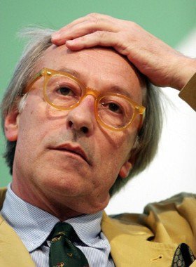 Lo scandalo Mondadori e le reticenze di Vittorio Feltri (e di molti altri)