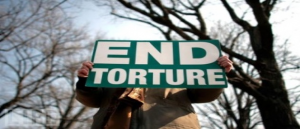 Reato di tortura: si alza ancora lo spread di civilità giuridica