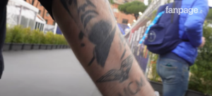 Atreju | Il presidente del Senato La Russa "si accompagna con fascisti dichiarati e con il duce tatuato"