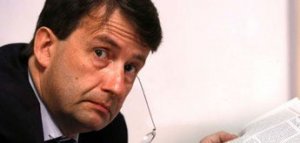 L'opposizione dà alla testa