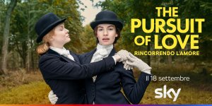 SKY: dal 18 settembre, la miniserie THE PURSUIT OF LOVE - RINCORRENDO L'AMORE, tratta dal romanzo di Nancy Mitford