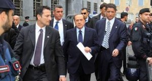 Mediatrade. Berlusconi cerca legittimi impedimenti “il paese ha bisogno di me”