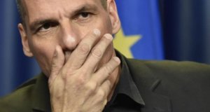 Yanis Varoufakis lancia DiEM25, il suo movimento europeo
