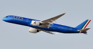 Papa Francesco vola a Budapest con Ita Airways