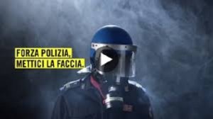 Codici identificativi per le forze dell'ordine: l'appello di Amnesty