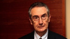 Intervista a Luciano Gallino. La guerra tra il capitale e i lavoratori è finita (e i lavoratori l'hanno persa)