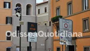 ZTL: dal 1° luglio via al permesso a pagamento per le auto elettriche