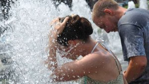 Arriva "Ade" e la temperatura schizza oltre i 35 gradi: allerta caldo in 13 città