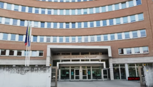 Anteprima inchieste di Report: i fanghi tossici, il decoro urbano, il business delle mascherine, le bufale campane e il senatore Lotito