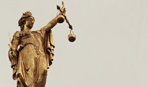 Il pentolone della questione giustizia