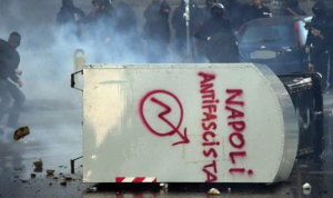 Solidarietà a Napoli dopo la "Questione Salvini"