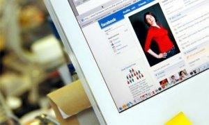 Privacy: Facebook al contrattacco