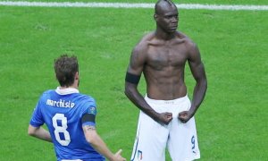 Balotelli ci porta in finale. Contro la Spagna ci vuole una pazza Italia