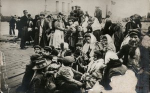 L'emigrazione vista da vicino: quando ad emigrare eravamo noi