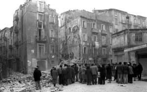 Napoli - Ventotto anni dopo il terremoto