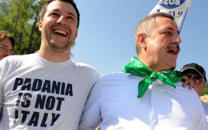 Matteo Salvini il leghista che comanda in Lombardia e offende i siciliani