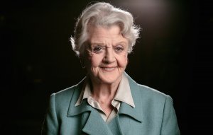 Addio ad Angela Lansbury, la mitica "Signora in giallo"
