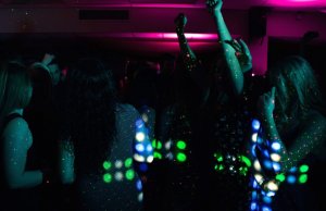 Norme “anti-rave” o repressione anti-dissenso?