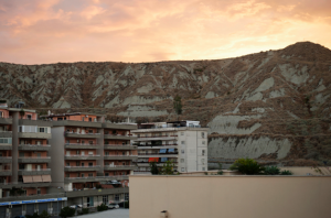 Crotone e il racconto delle Fate Ignoranti