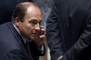 Il Parlamento dice sì all'arresto di Papa ma salva il senatore Tedesco