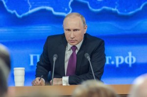 Nostalgia Putiniana dell'URSS, sistemando oligarchi