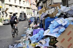 Davanti alla politica dei miracoli... Diamoci una svegliata