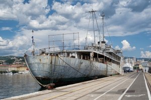 Se ritorna a Fiume la nave di Tito mentre nel mondo si afferma il nuovo nazifascismo