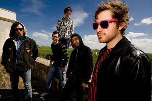 Musica, please: Amari on the Rocks