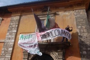 Protesta università: occupate tre facoltà. Corteo nella zona Ovest dell'Aquila