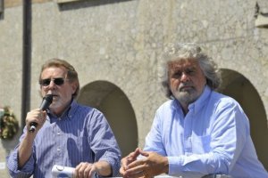Beppe Grillo continua con le "epurazioni". Cosa c'è di democratico nel Movimento 5 Stelle?