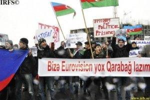 Azerbaijan, canzoni in mezzo alla repressione