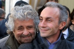 Il Movimento Cinque Stelle tra immigrazione e carcere: l'inganno del "popolo delle scimmie"