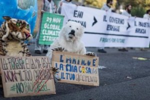 Grandi opere: come educare l'informazione all'obbedienza