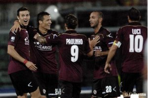 Tra Bari e Sassuolo vince lo spettacolo, Livorno a valanga sul Grosseto
