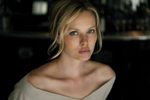 Sophie Mister: “Fai l'impossibile, Guarda l'invisibile, Credi nei miracoli"!