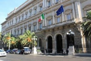Incagliata la nave Letta appena uscita dal porto