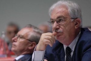 Contestazioni a Bonanni. Democratia