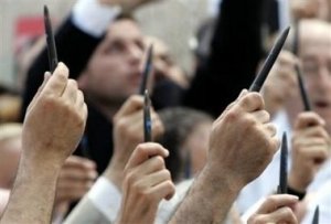 Argentina: sei giornali denunciati per aver scritto di economia