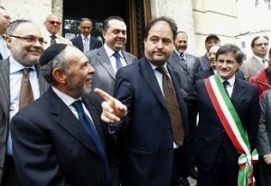 Pacifici e la falsa solidarietà