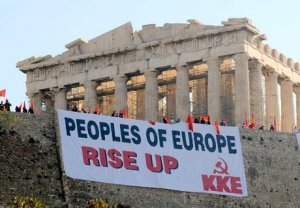 I comunisti greci ad AgoraVox: "E' in corso un massacro. Dobbiamo reagire subito!"