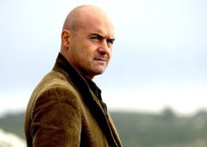 L'Unione Europea scrive al commissario Montalbano: “Non mangiare i pesciolini”