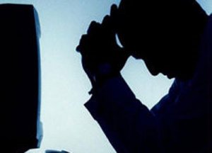 Napoli, suicida operaio di 50 anni. La notizia durante incontro della CISL