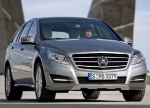 Mercedes Classe R: regina di eleganza