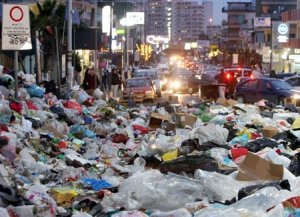 Napoli e i rifiuti: una terra senza coscienza civile e senza idee
